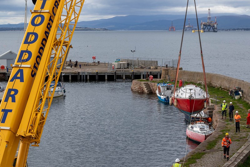 Craning Out 24 6