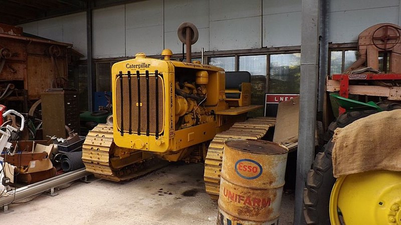 Caterpillar D6