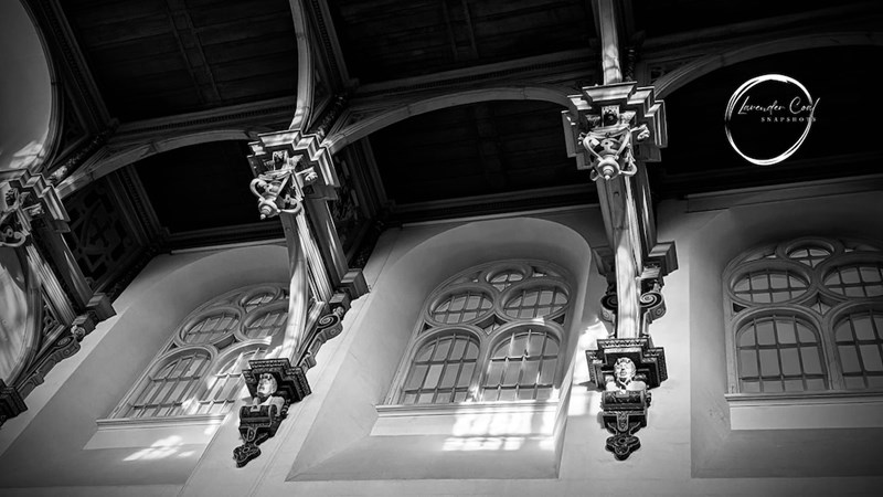 Showing the hammer-beam ceiling in the Great Hall