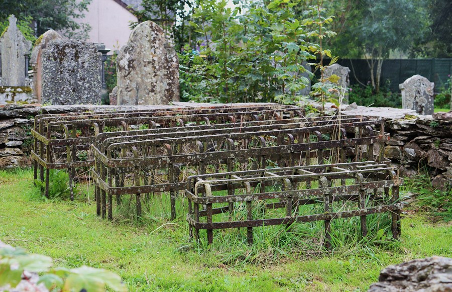 Iron mortsafes Logierait churchyard