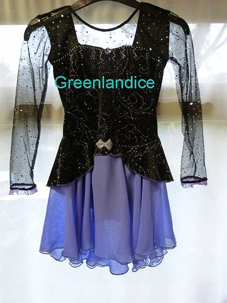 March dress in Black/Lavender