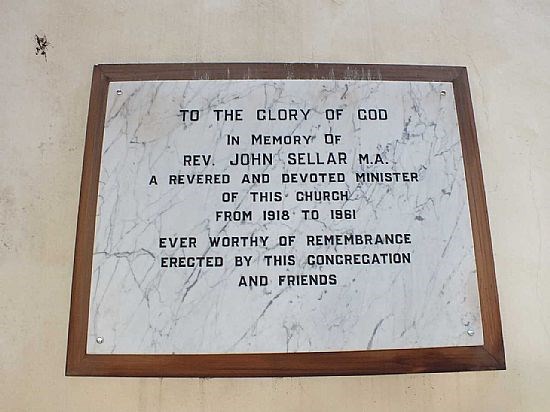 2010_Urquhart Church_02