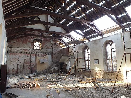 2010_Urquhart Church_06