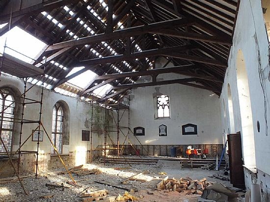 2010_Urquhart Church_08