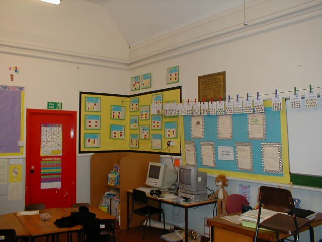2011_Culbokie old school interior_1