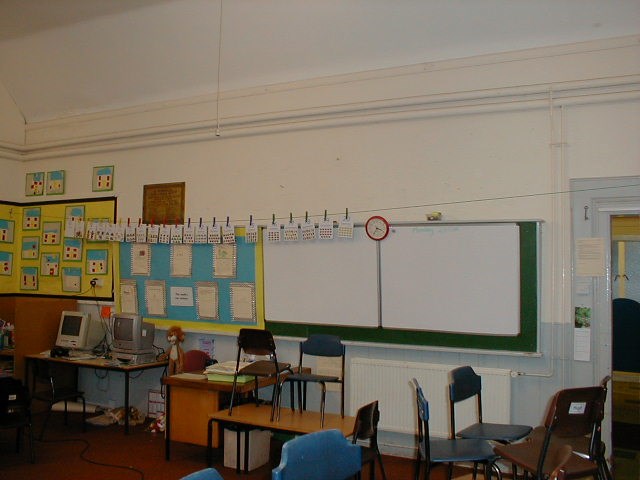 2011_Culbokie old school interior_3