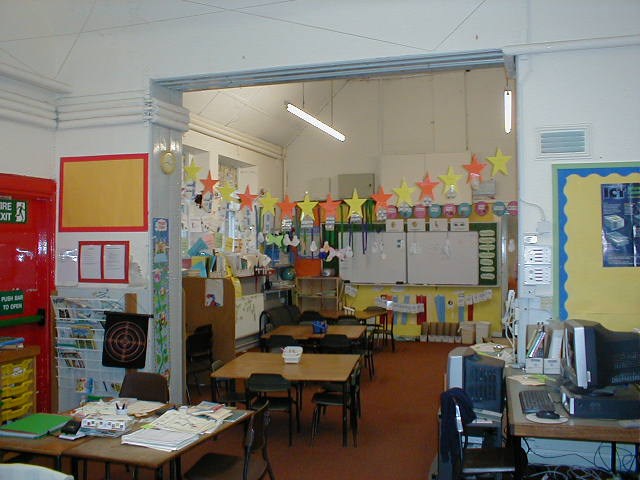 2011_Culbokie old school interior_5