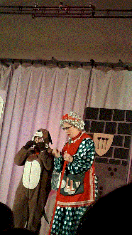 Cindy in Panto
