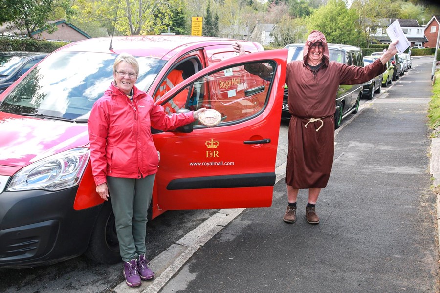 Postman Alan in on the act
