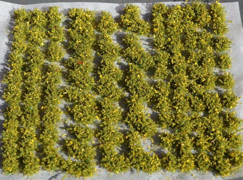 Mini scale bushes Self Adhesive (TM52)