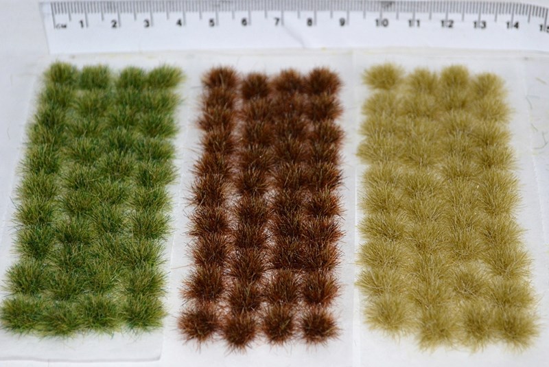 Large Static Grass Tufts   Self Adhesive (TM3)
