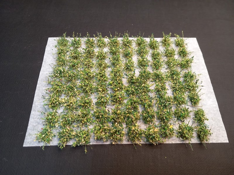 Leafy Tufts   Self Adhesive (TM6)