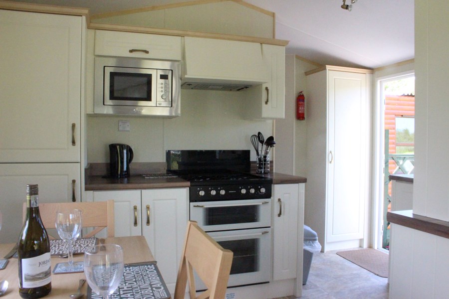 Ben View kitchen