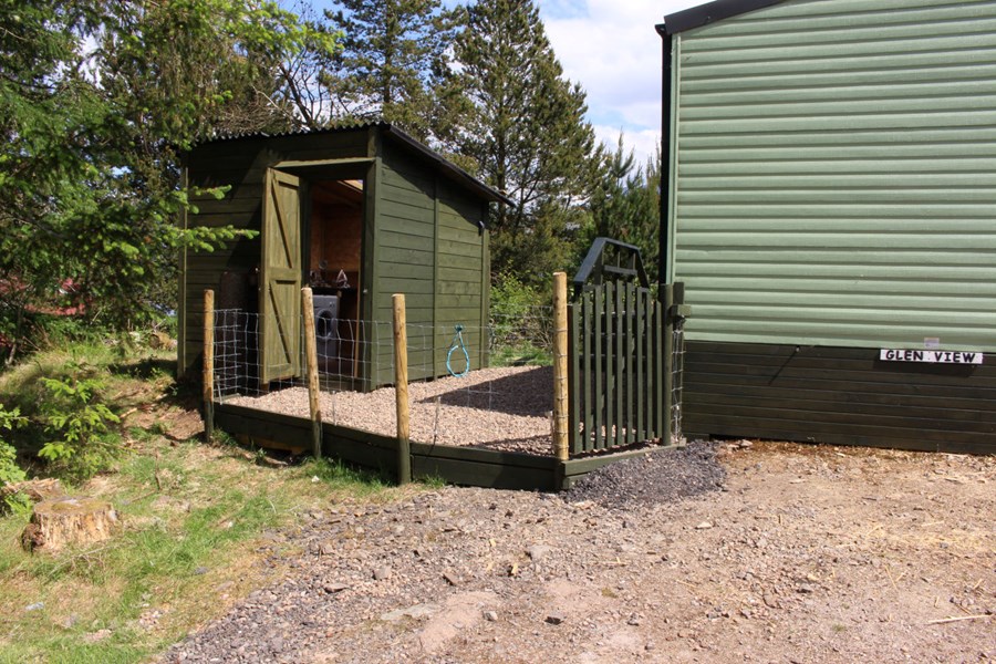 Glen View Utility shed parking