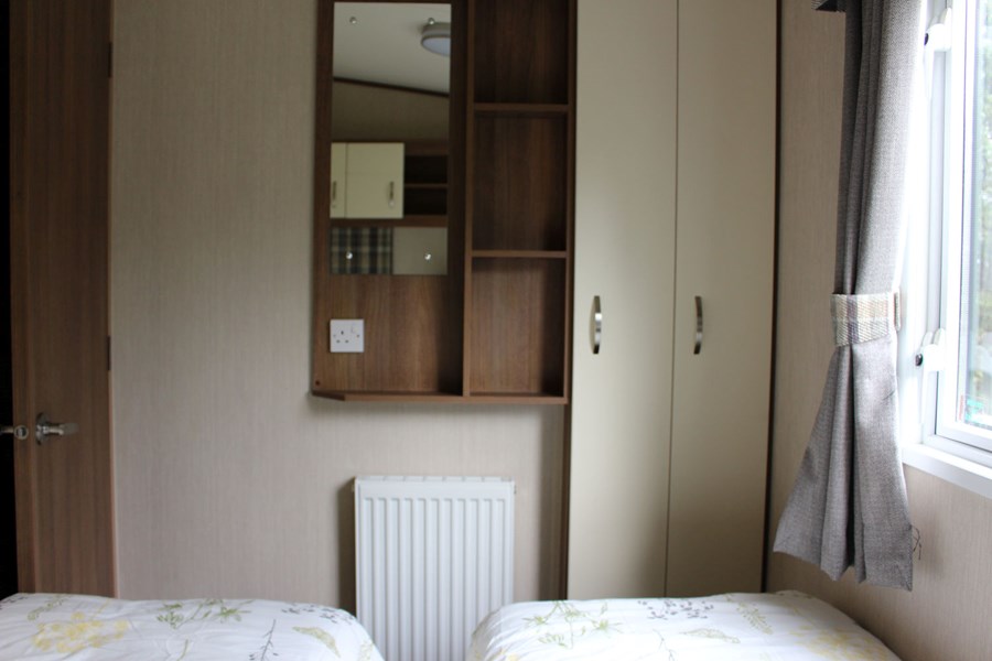 Glen View twin room