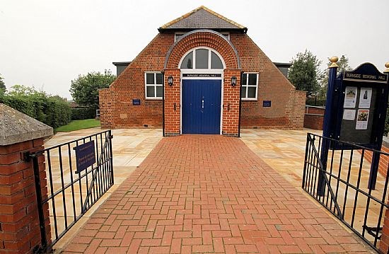 The entrance to the Burnside Memorial Hall