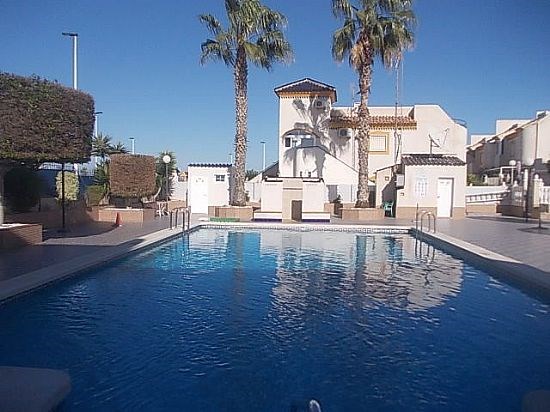REFF/F1 TWO BEDROOM  BUNGALOW APARTMENT TORREVIEJA 
