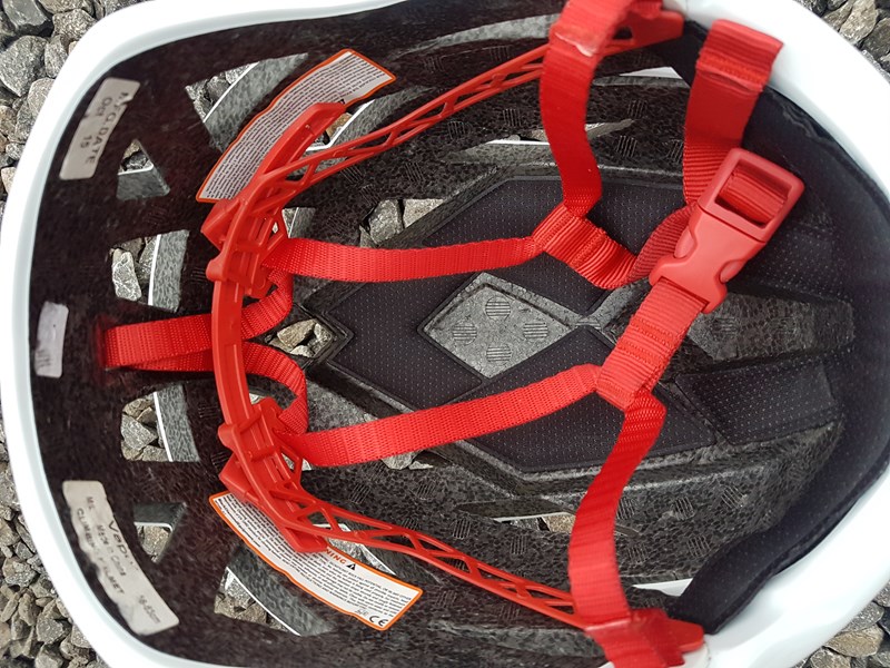 Black Diamond Vapor Helmet - internal view