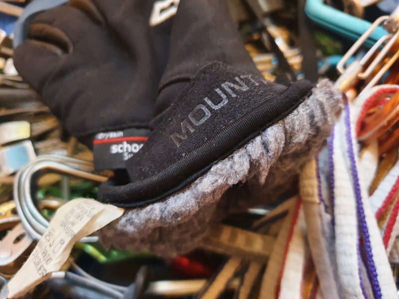 Mountain Equipment Randonee Glove - pile lining and cuff