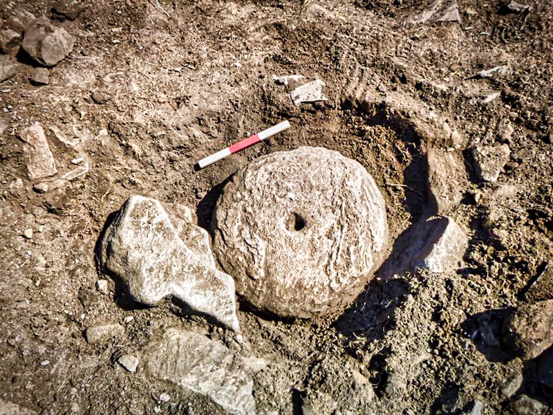 Quern-stone, 2019 Community Dig