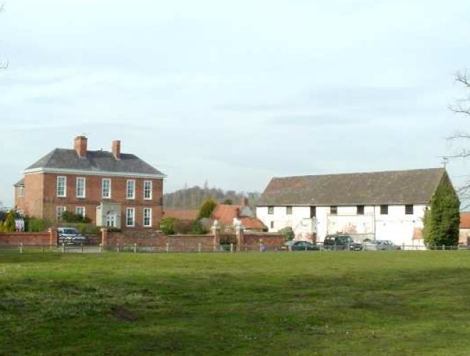 Avenue Farm